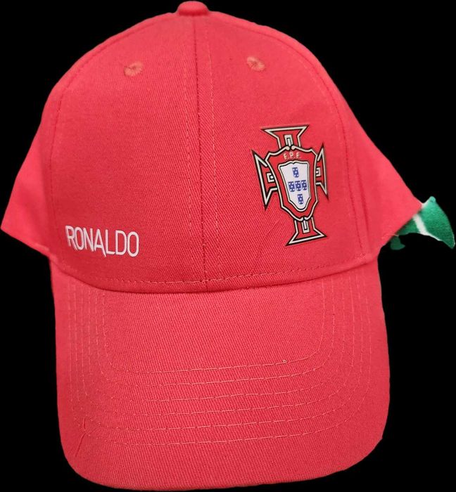 Шапка Гунди ЛЕВСКИ СОФИЯ Георги Аспарухов Фенска Юношеска  мъжка шапка