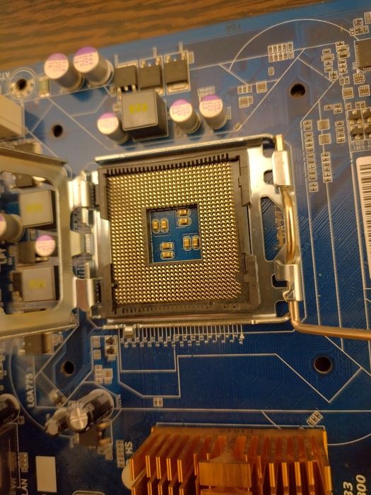 Placa de baza Gigabyte 775 + Pentium4 3Ghz  testata