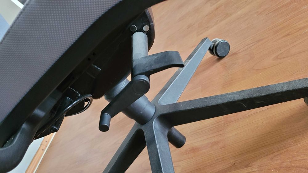 Scaun drectorial ergonomic LD Seating (tip office)