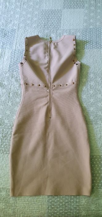 Бандажна рокля цвят пудра