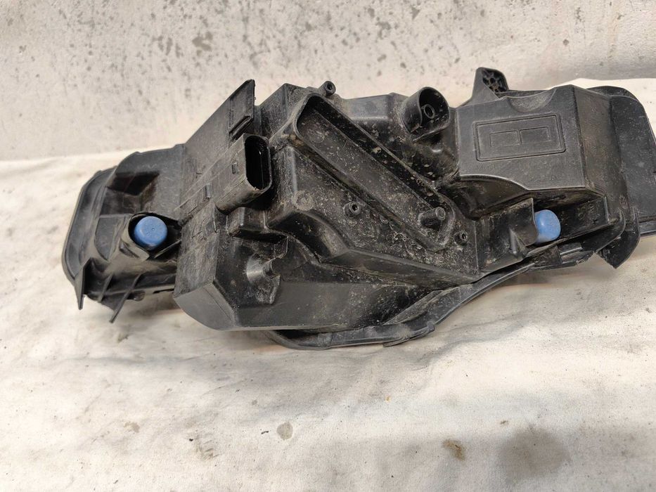 Оригинален халоген Шкода Октавия 4 Skoda Octavia 4 Led