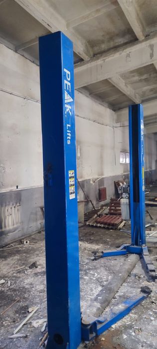 Подъемник 3 тонный хорошем состоянии для сто