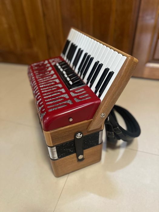 Acordeon de 80basi