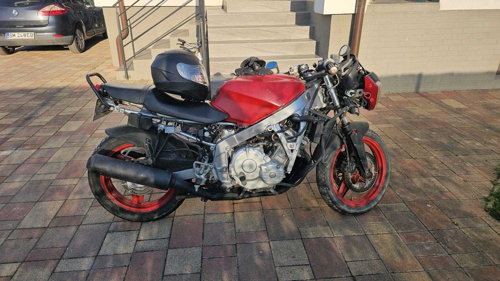 Honda CBR 600 F, 1987, 600 cm³ – 850 euro ultimul preț