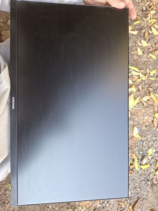 2K Монитор 24" Samsung S24H850QFI (IPS/PLS, 2560x1440, USB-C)
