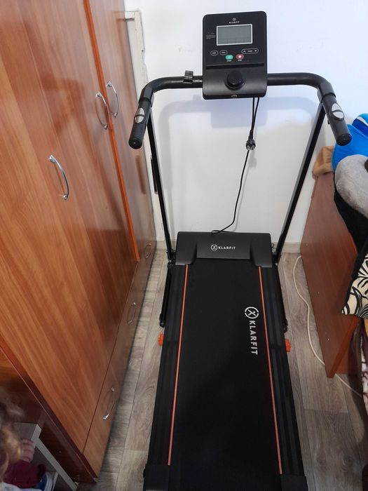 Vând pista de alergat, marca Klarfit