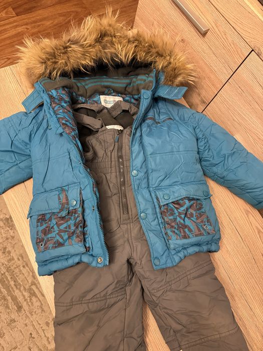 Продам детские костюмы