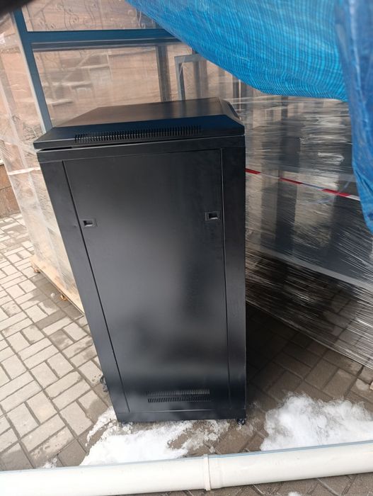 Серверный шкаф YAcom