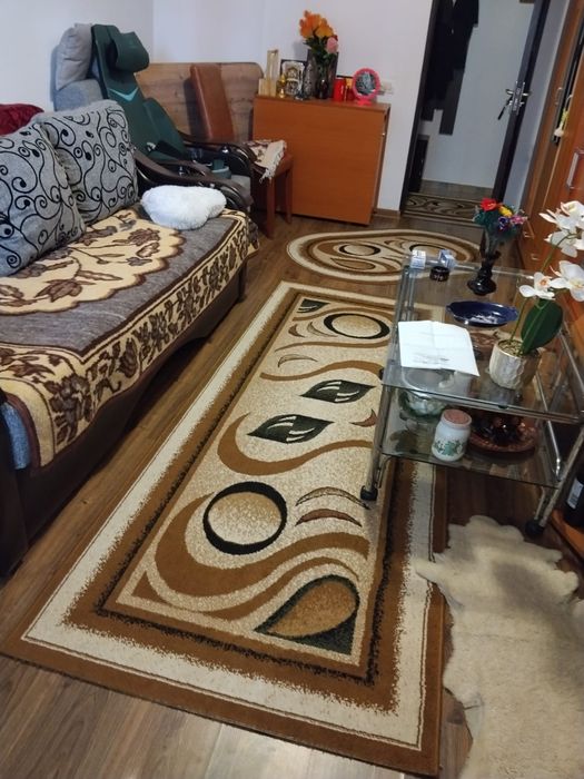 Închiriez Apartament