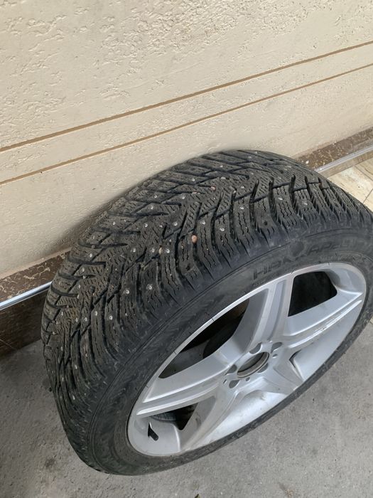 Amg R19 orig Diska sotiladi zimni tishlari bor  yevropa balo’ni bilan