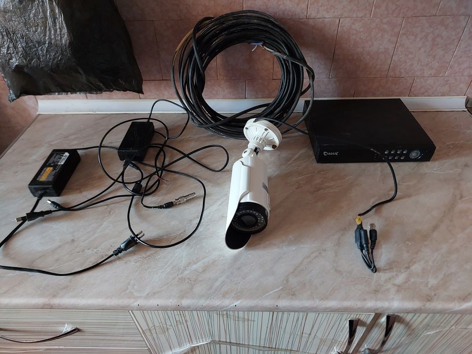 Камера сотилади Ойдинда