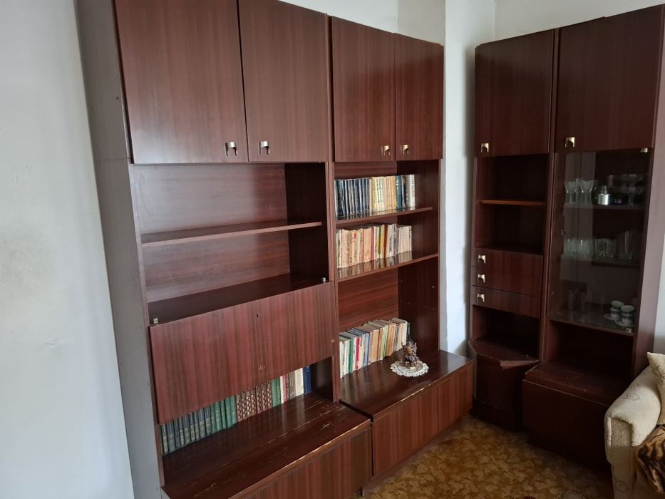 Продавам секция за хол/всекидневна Пловдив