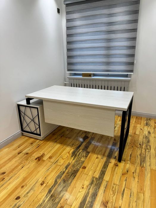 Стол стул кресло стеллаж шкаф комплект директорский