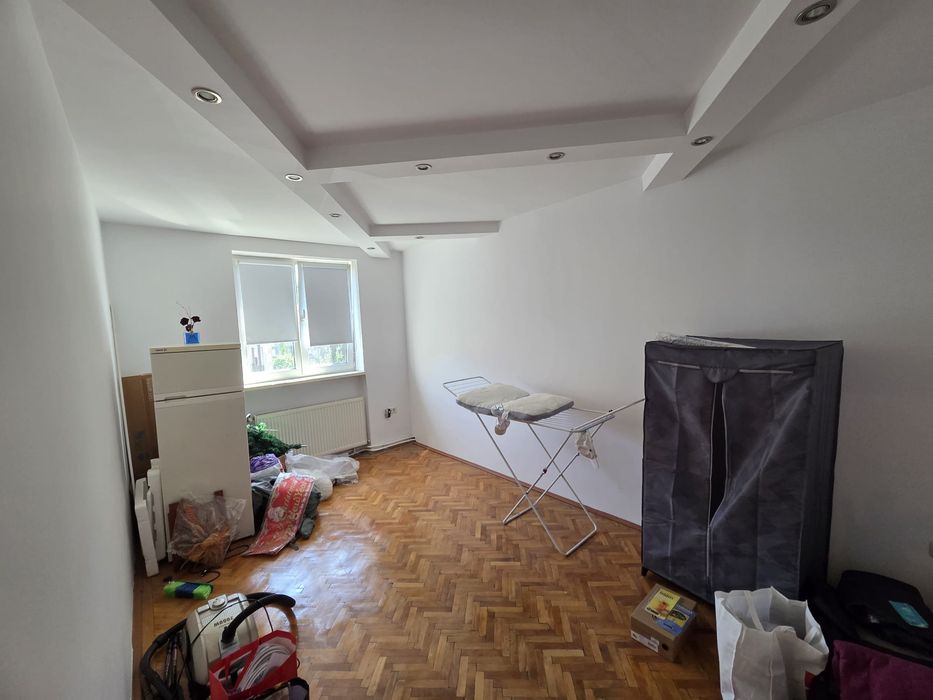 Vând apartament 3 camere, zona Lunca, Reșița