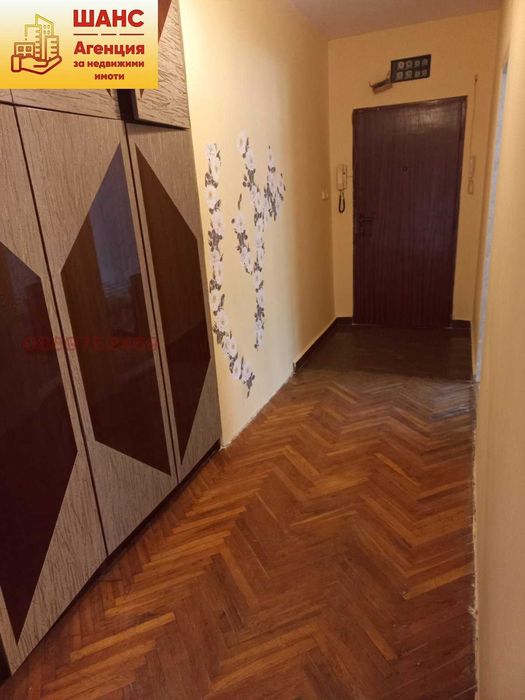 Продава се Двустаен апартамент в Плевен, Широк център - 82 кв.м за 1159 €/кв.м - Снимка #3
