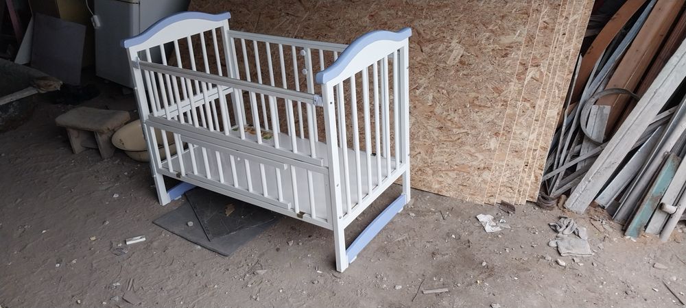 Продам детскую кровать