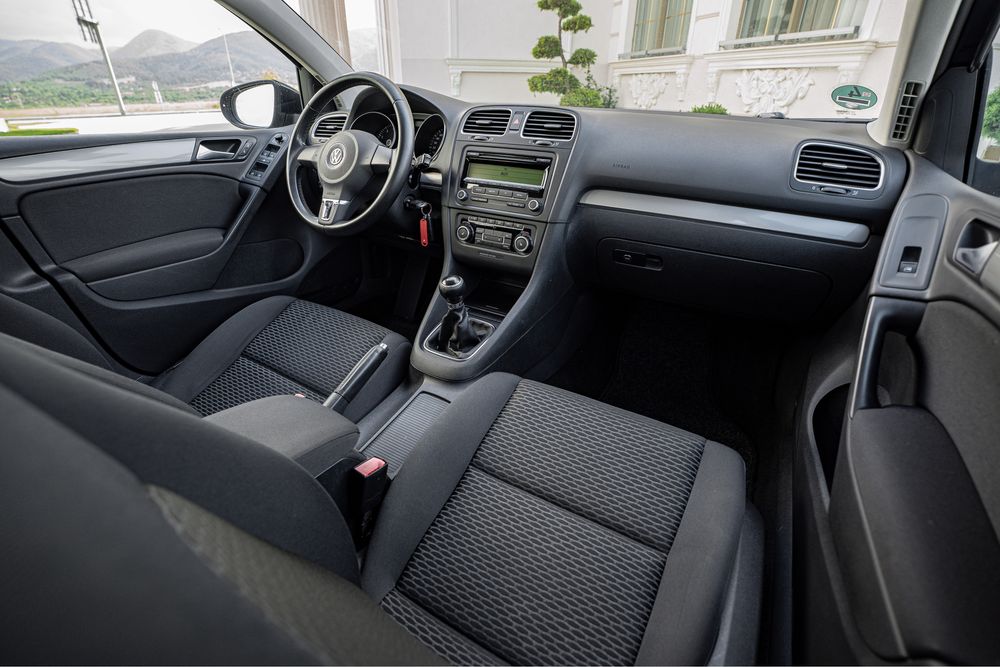 Volkswagen Golf 6 *Rate* 1,4 Benzina Mpi 2009 *Garantie 12 Luni*