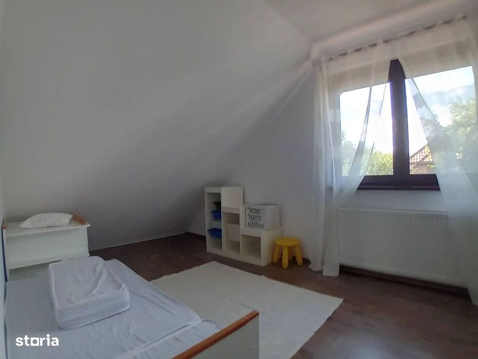 Vilă luminoasă cu 5 camere, curte 512 mp, Mogoșoaia