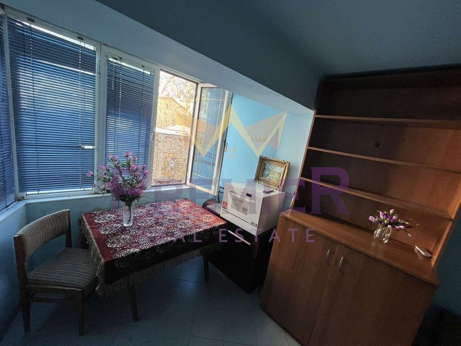 Дава се под наем Четиристаен апартамент в Варна, Зимно кино Тракия - 105 кв.м за 408 € - Снимка #8