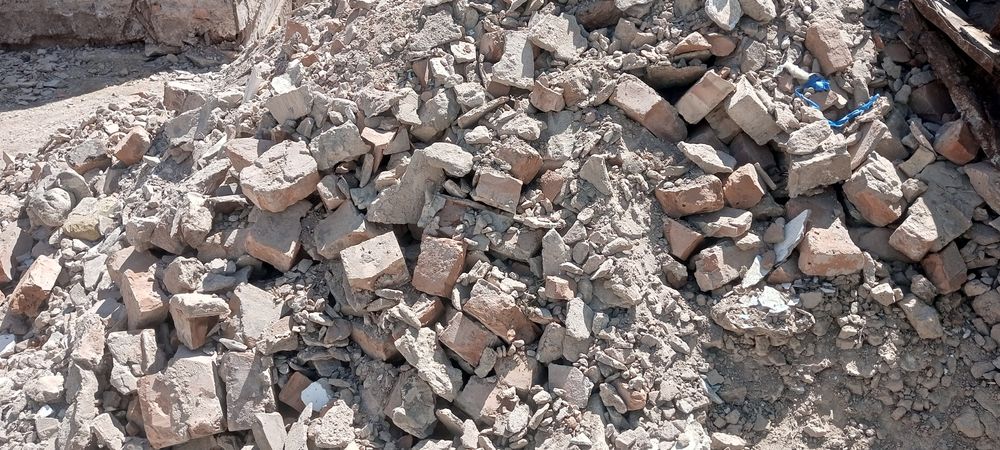 Строительные мусор для засыпки вуддамент срочно