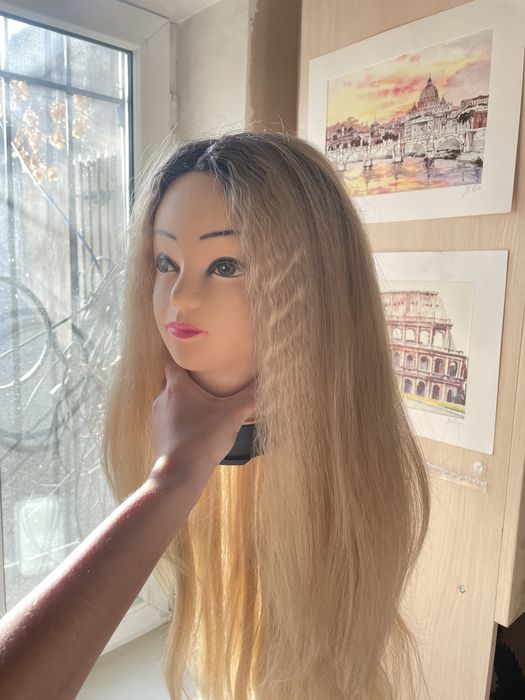 Парики б/у (3 шт) - длинные и каре