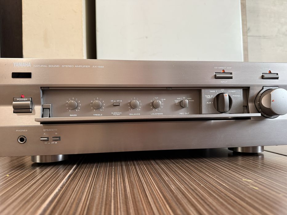Yamaha AX-592 Стерео усилвател