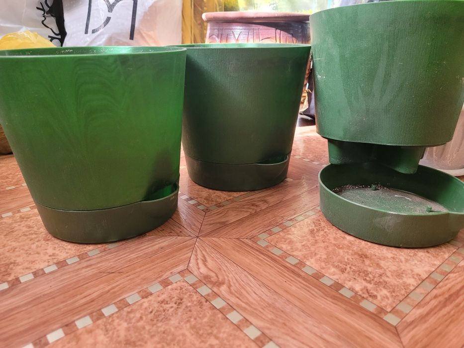 Продам горшки для цветов