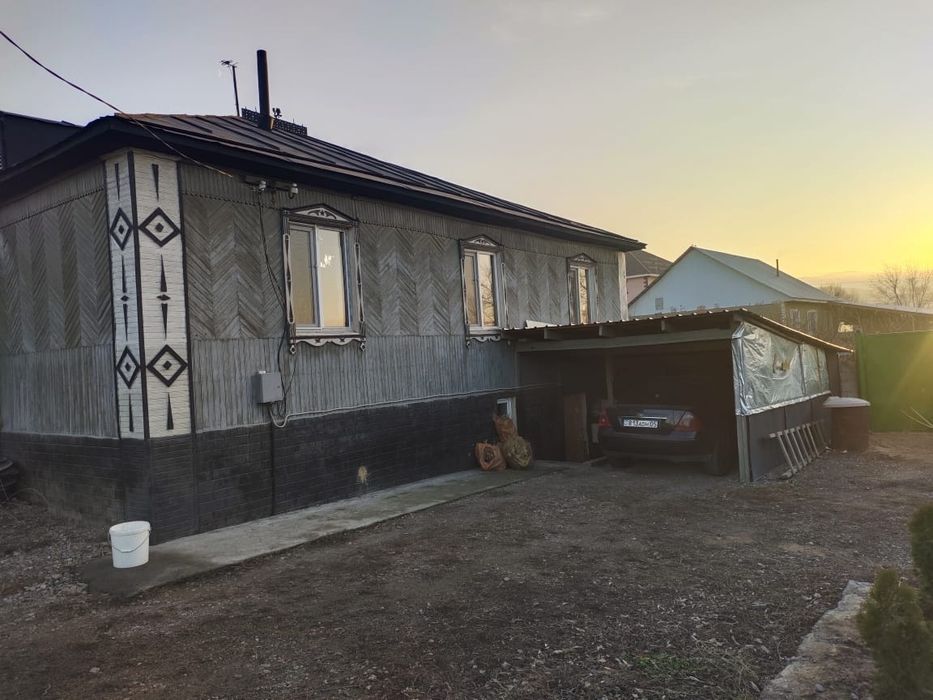 Продам дом в с. Рахат