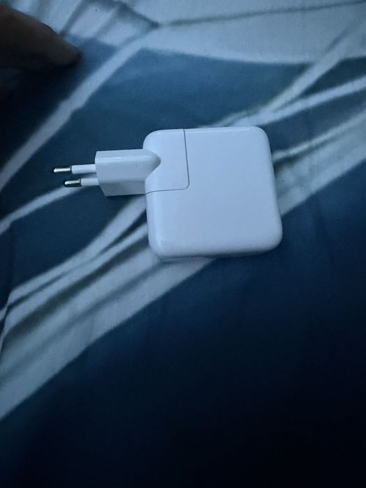 Încărcător apple 30w