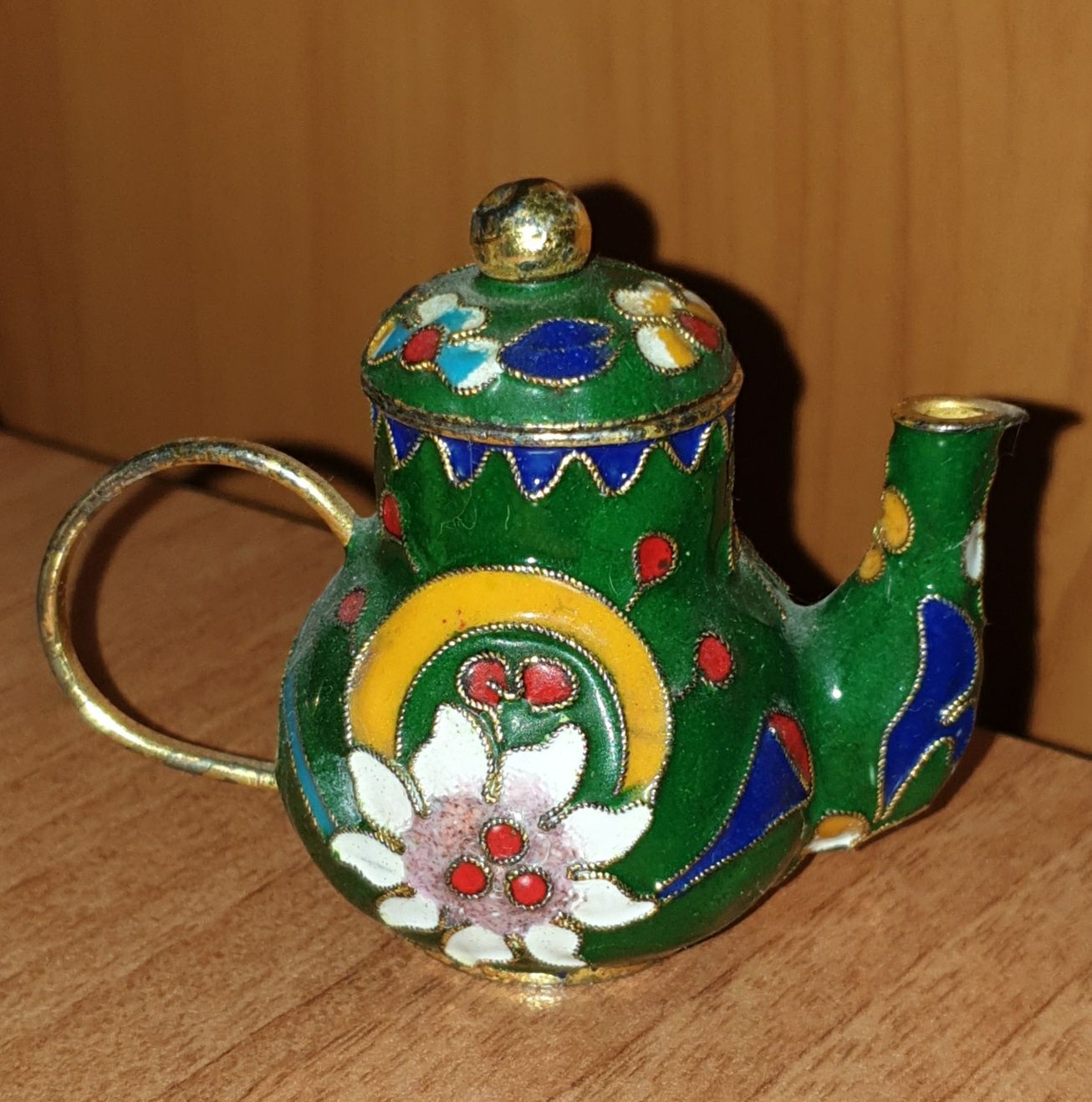 Шкатулка с росписью Чайник зеленый