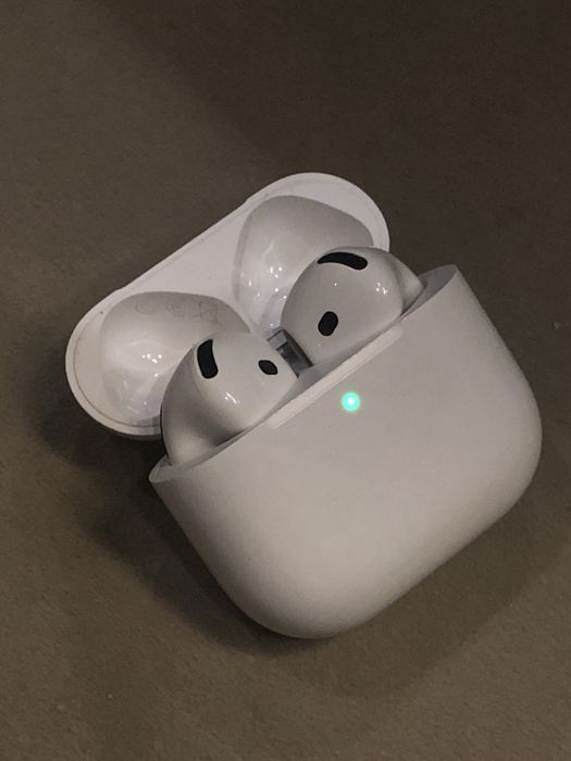 Airpods 4 (без ANC)