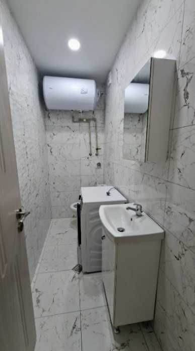 Дава се под наем Тристаен апартамент в София, Изток - 105 кв.м за 869 € - Снимка #6