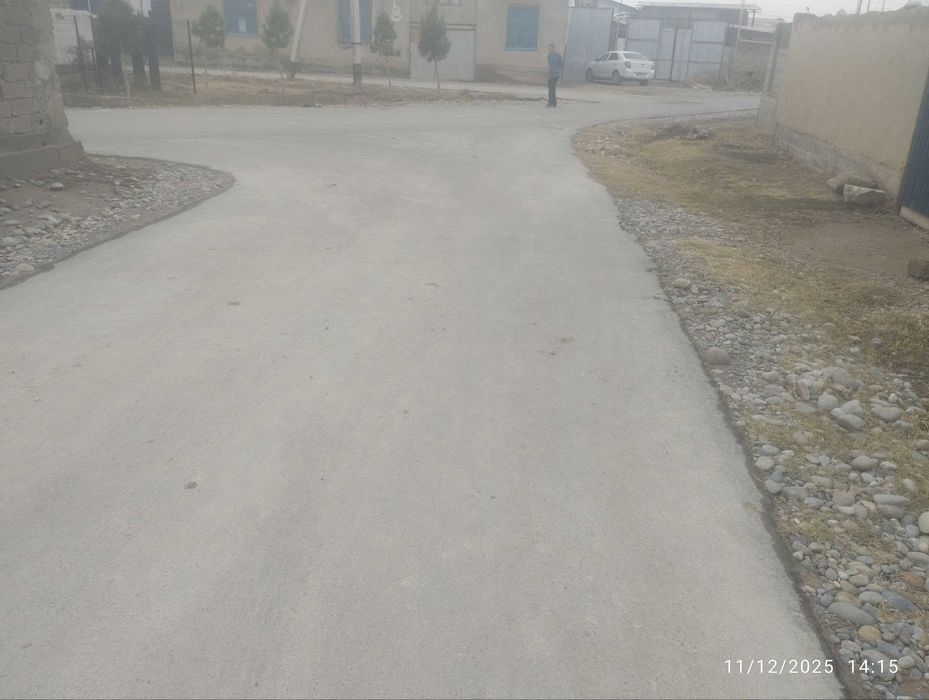 Янгийўл тумани Қоратепа маҳалласида уй сотилади