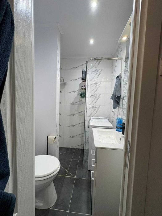 Garsonieră 29 mp, renovată, etaj 2/10, Calea București - zona Rotonda