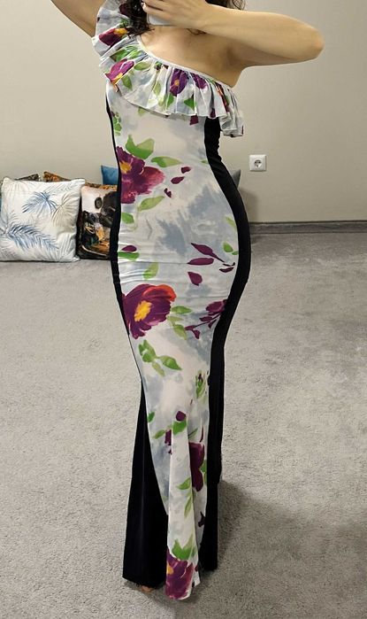 Фолклорни костюми за ориенталски танци