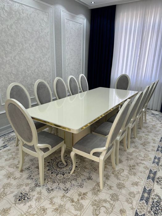 Стол стул 12 персон.