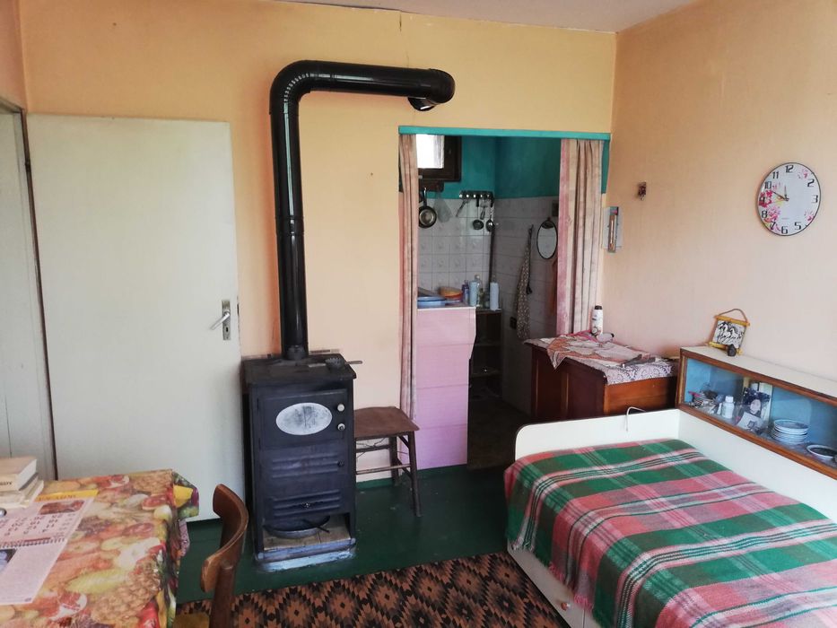 Продава се Къща в с. Ковачевец, Област Търговище - 1000 кв.м за 34 €/кв.м - Снимка #5