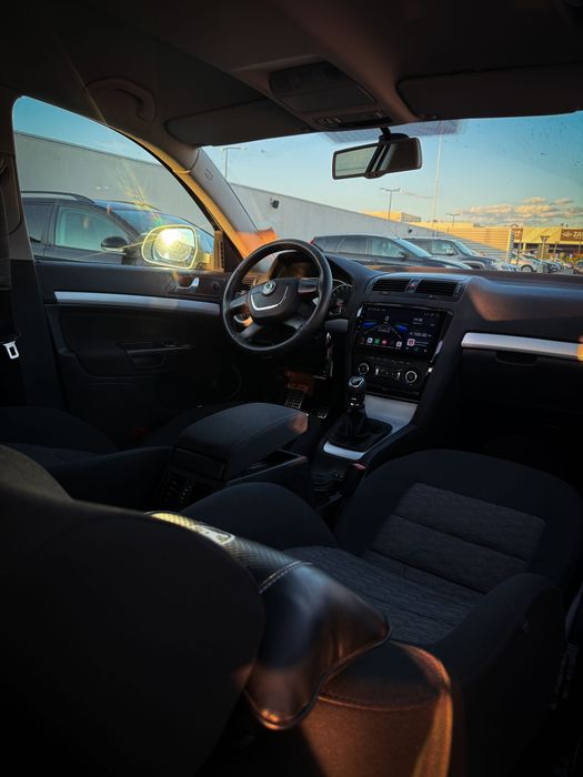 SKODA Octavia 2011 — imagine 3