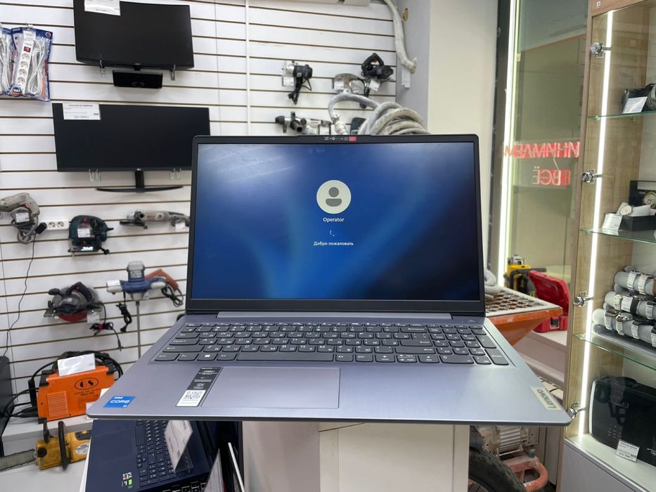 Ноутбук Lenovo Ideapad 3 15|au7 (п25)