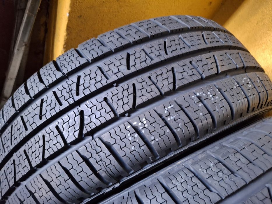 225 55 17C Pirelli DOT 2024 (2025) iarna NOI