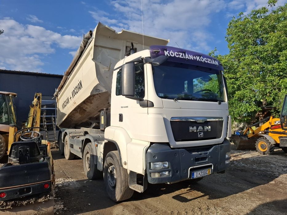 Vand basculanta man 8x4 perfecta stare de funcționare