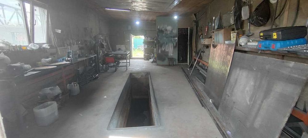 Участок по Кизатова   7.900