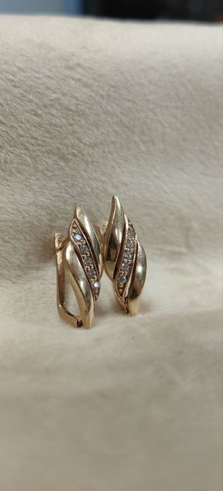 Серьги золотые ЖанТаС ломбард Астана