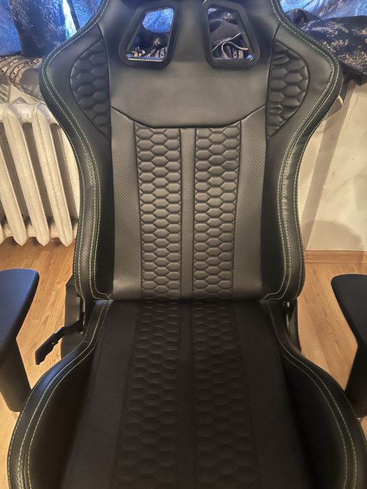 Компьютерный стул