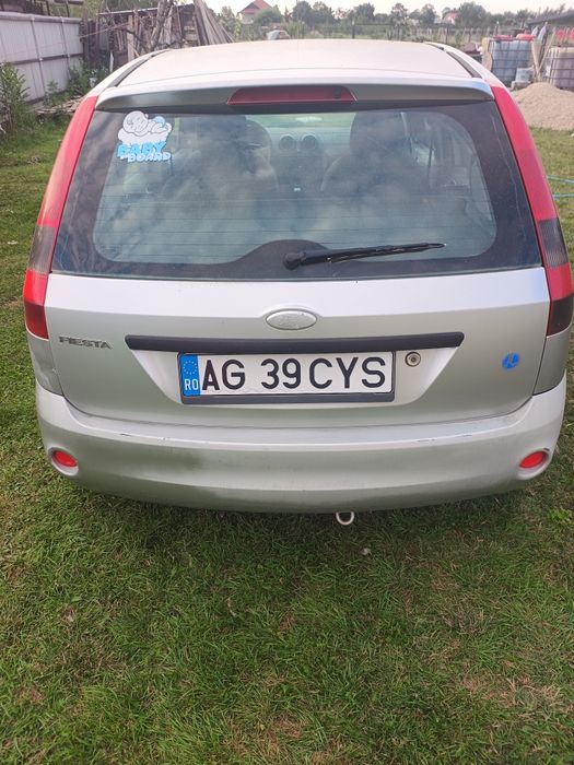 Ford fiesta 2002benzina 1,4 16V