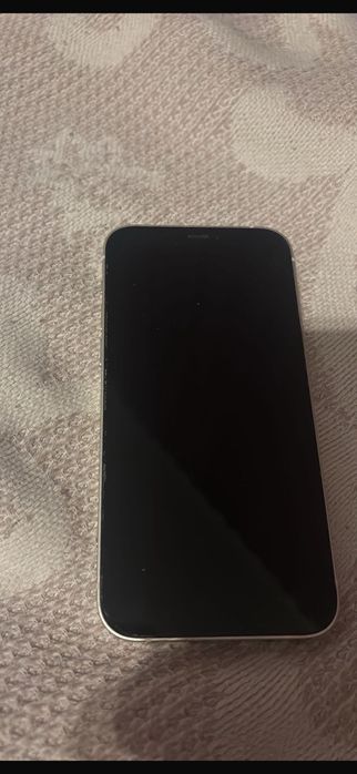 Iphone 12 перфектен