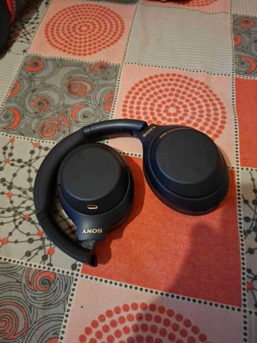 Блутут слушалки Sony