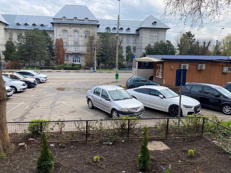 INCHIRIEZ SPATIU COMERCIAL Tecuci - parter (vizavi de liceul Agricol)