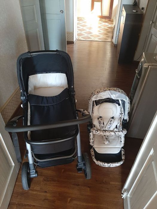 Продаётся детская коляска фирмы Lecoco.