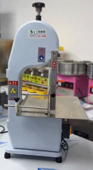 Ленточная пила для мяса